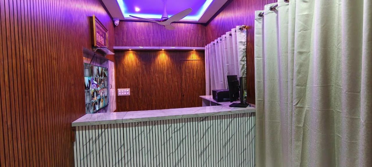 V R S Luxury Ac Dormitory Mysore Exterior foto